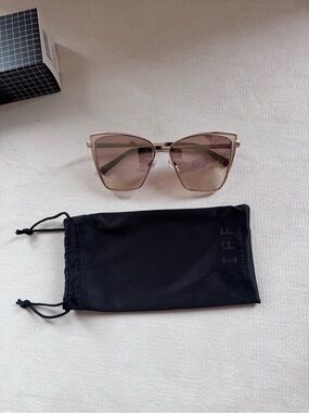 Diff Eyewear Rose Gold Cat-Eye Sunglasses with Pink Tint